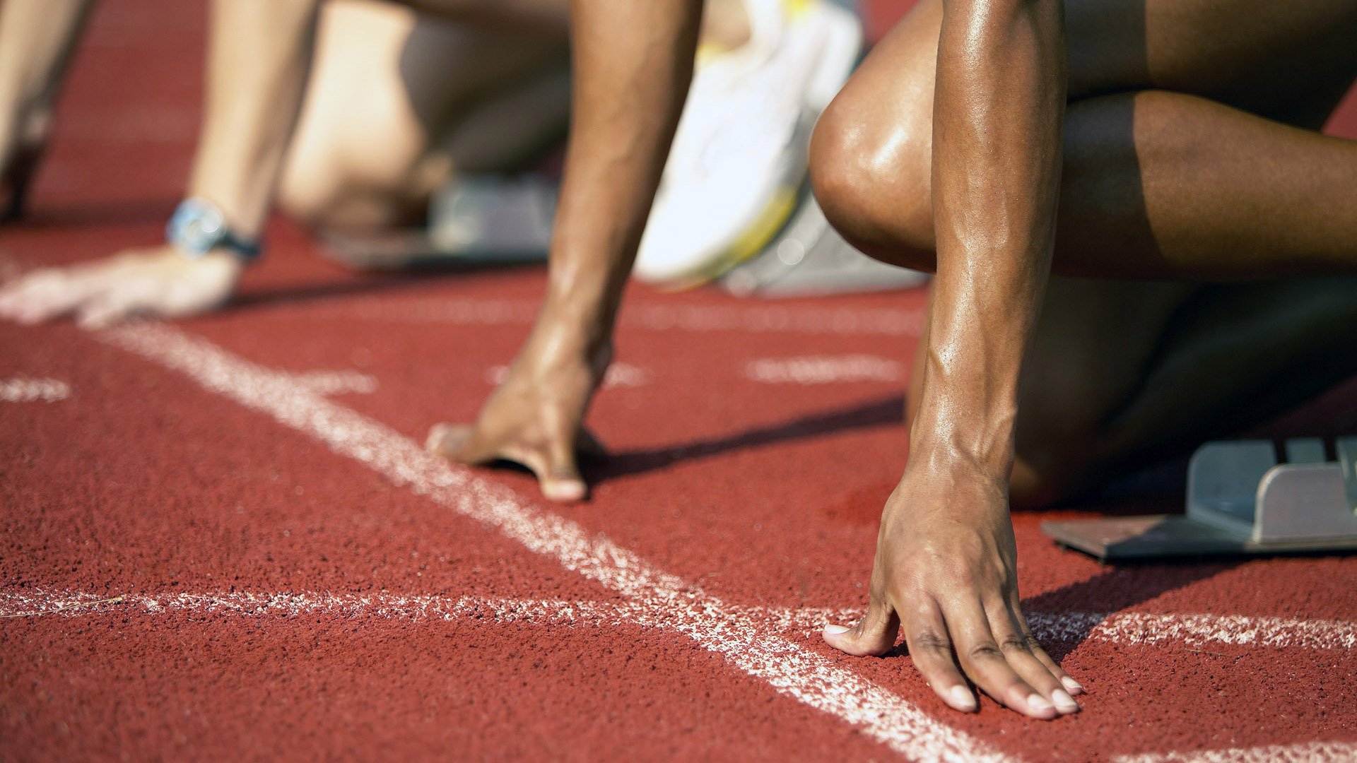 赫塔菲队形紧凑保证防线整体协同,赫塔菲球员